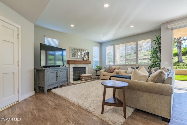 Building Photo - 264 Ridgeton Ln