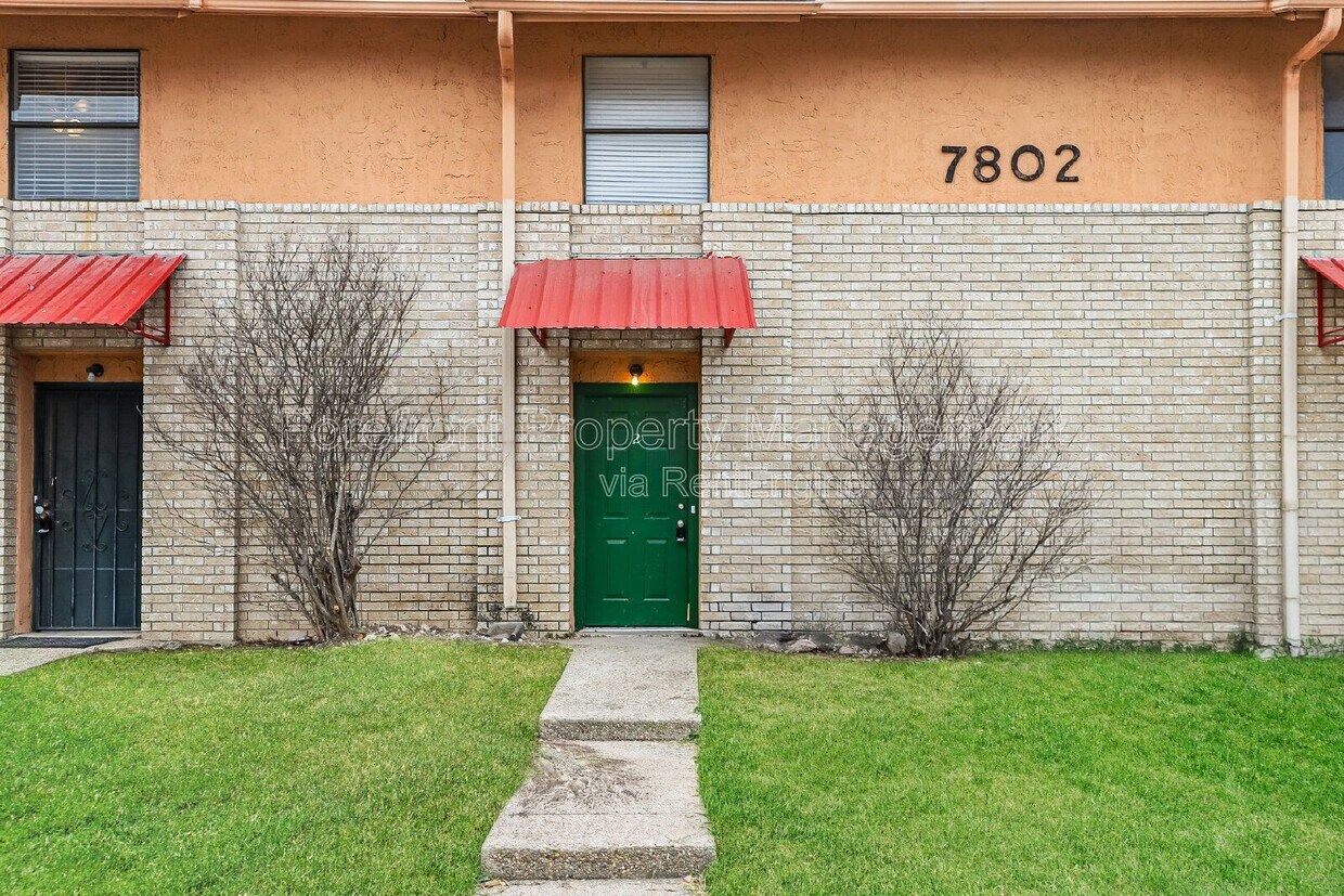 Photo - 7802 Richard Frank Way