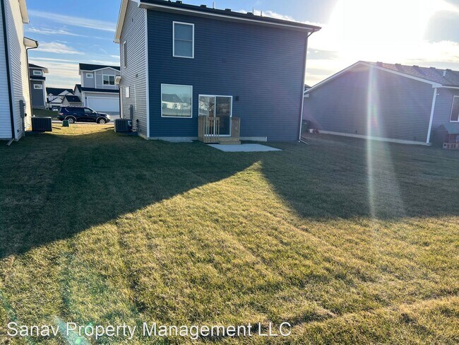 Foto del edificio - 4 br, 3.5 bath House - 15235 Deerview Drive