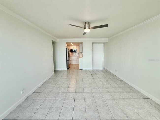 Foto del edificio - 4015 Bayshore Blvd