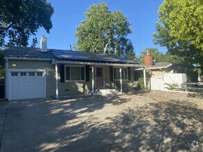Building Photo - 106 Alameda Blvd