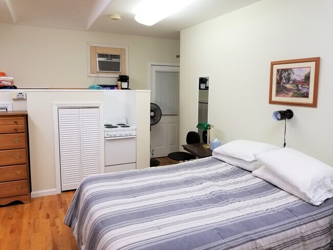 Building Photo - 5099 Rathbun Rd