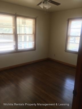 Foto del edificio - 6122 E Oakwood Dr