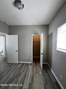 Foto del edificio - 834 N Washington St