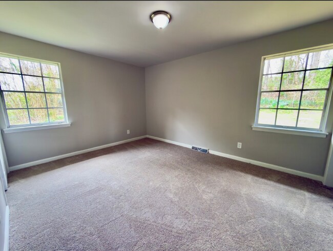 Foto del edificio - 413 Wadsworth Dr