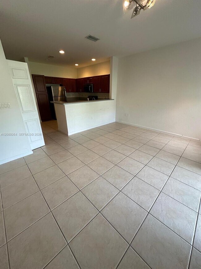 Foto del edificio - 3021 NW 30th Terrace