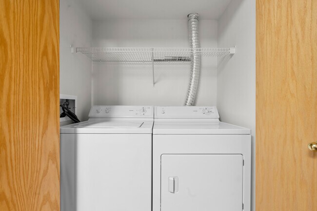 Foto del edificio - 2270 Holiday Rd