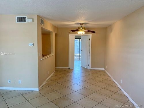 Building Photo - 11608 NW 35th Ct