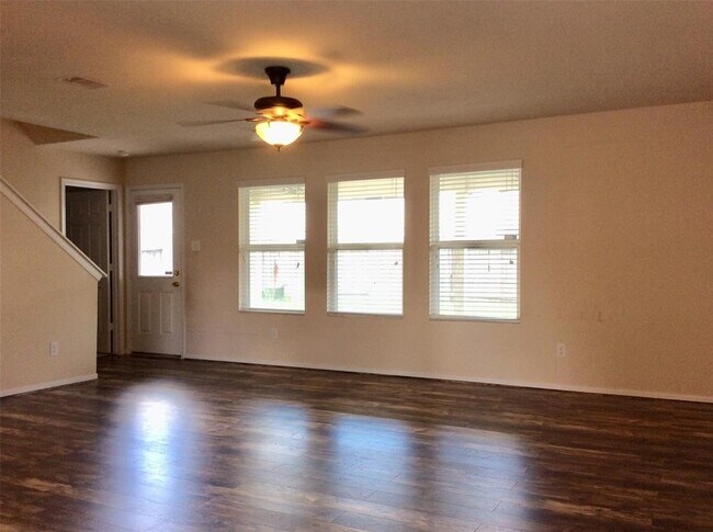 Building Photo - 5031 Ivy Fair Way