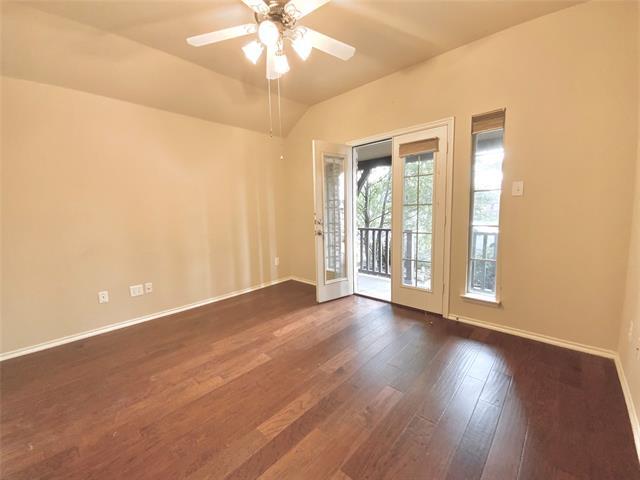 Building Photo - 829 Golden Bear Ln
