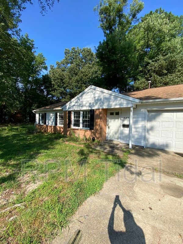 Building Photo - 447 Whealton Rd
