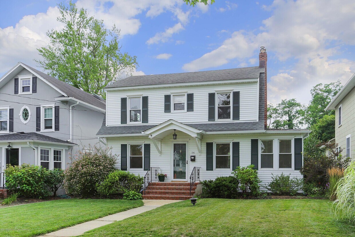 16 Throckmorton Ave, Red Bank, NJ 07701 House Rental in Red Bank, NJ
