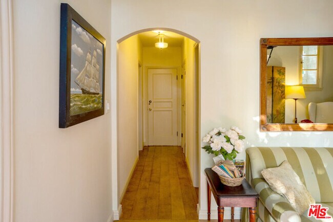 Foto del edificio - 1416 Havenhurst Dr