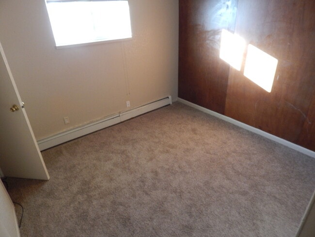 Building Photo - Fountain Duplex Unit Close to Fort Carson ...