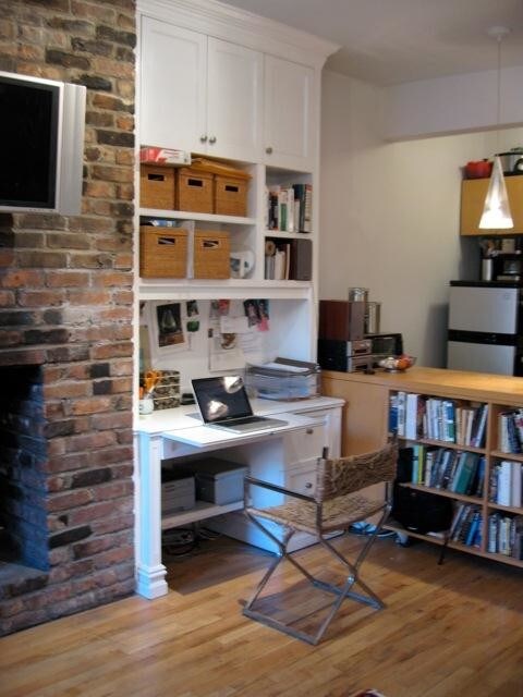 Building Photo - 514 East 11th Street