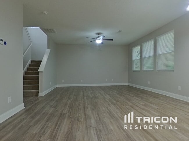 Building Photo - 244 Wild Olive Dr