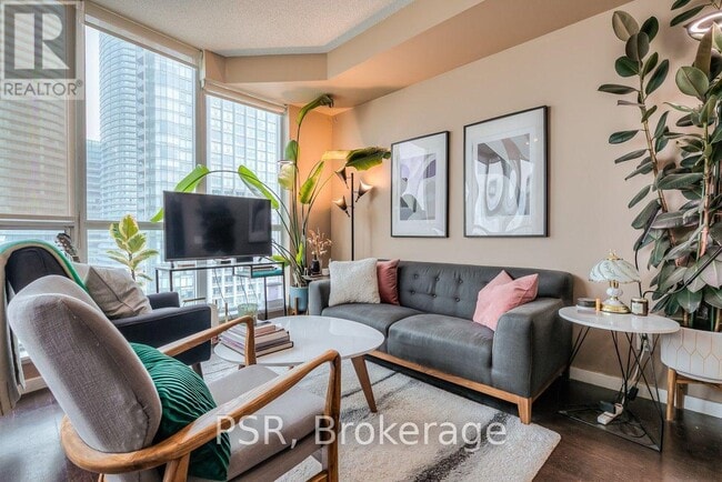 Building Photo - 208 Queens Quay W