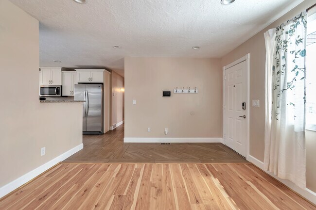 Foto del edificio - 4968 S Cowdell St