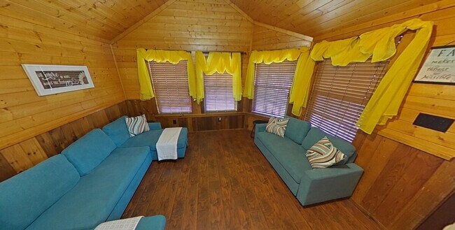Foto del edificio - 299 Willow Springs Dr