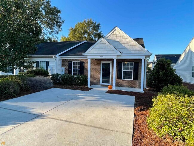 Building Photo - 207 Sunview Dr