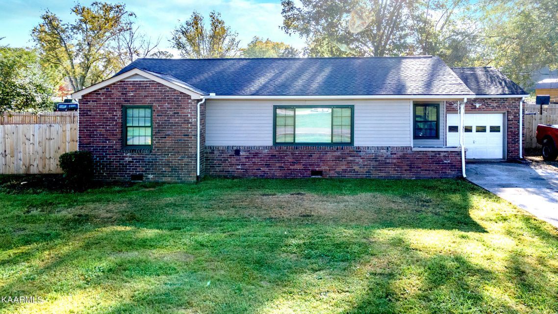 Primary Photo - 2920 Byington Beaver Ridge Rd