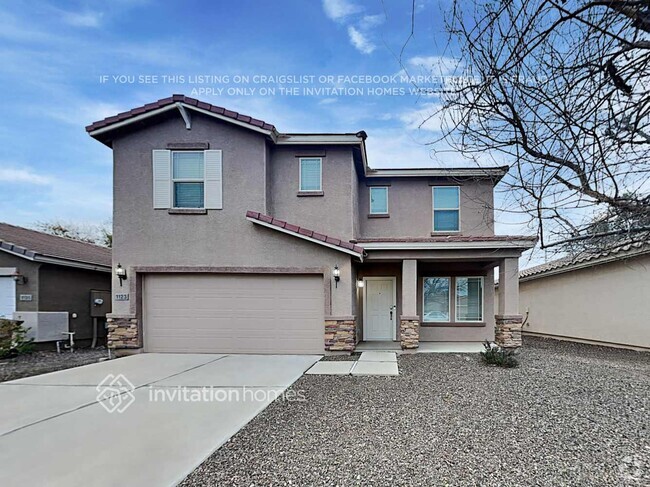 Building Photo - 1123 E Kelsi Ave