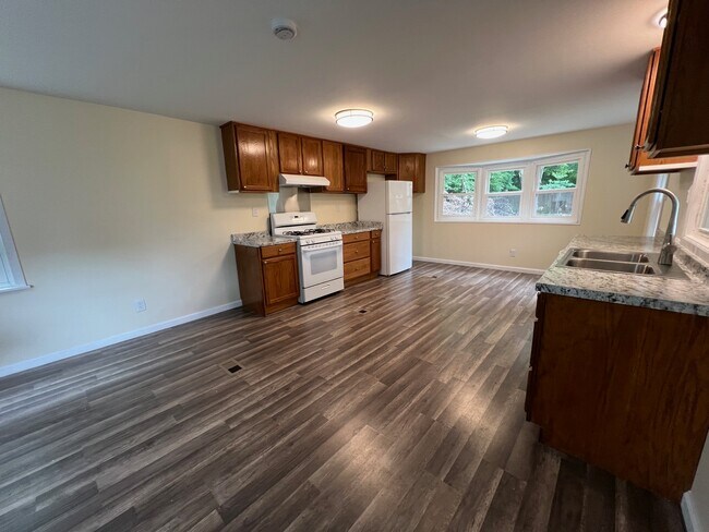 Foto del edificio - 4408 Sanford Ct