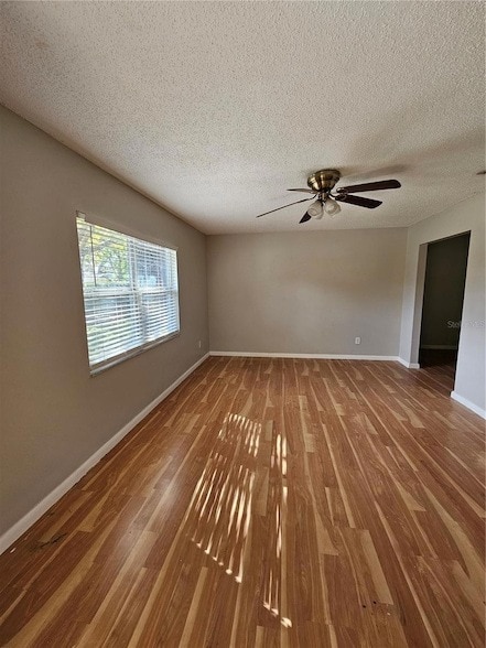 Building Photo - 4907 Barcelona St