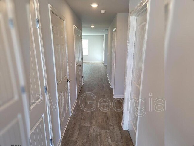 Foto del edificio - 7206 Winterberry Cir
