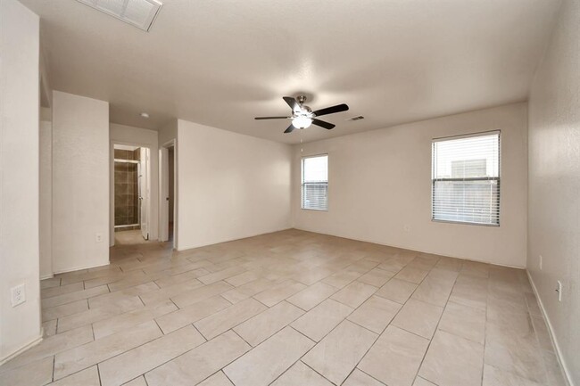 Building Photo - 21322 Doral Rose Ln