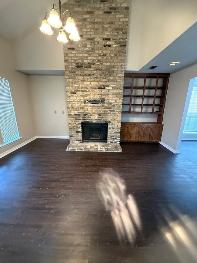 Building Photo - 3027 O'Neal Ln
