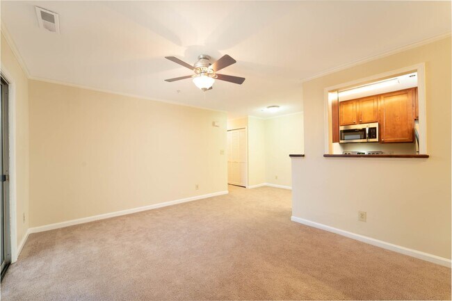 Foto del edificio - 3BD 2BA condo In Stafford, VA