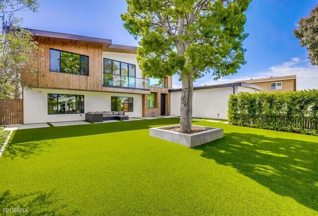 Building Photo - 5 br, 4.5 bath House - 1343 Mariners Drive