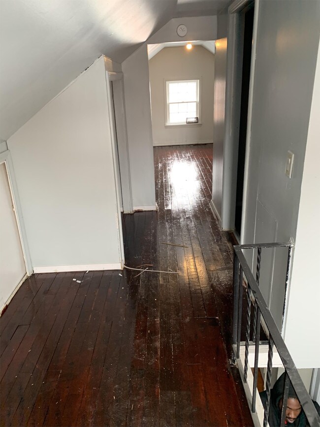 Foto del edificio - 2317 Wales Ave