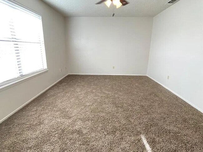 Foto del edificio - 6610 Hope Ave