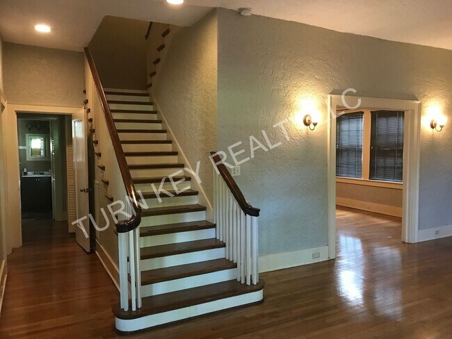 Foto del edificio - Home for rent in Avondale near UAB