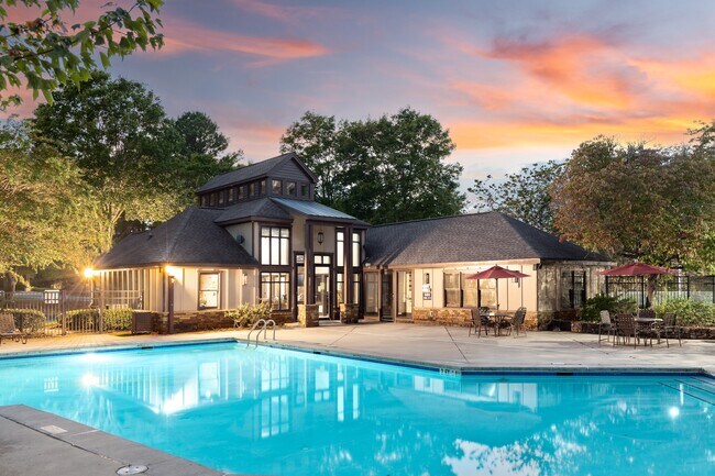 Foto del edificio - Wesley Trevento Apartments at Lithia Springs