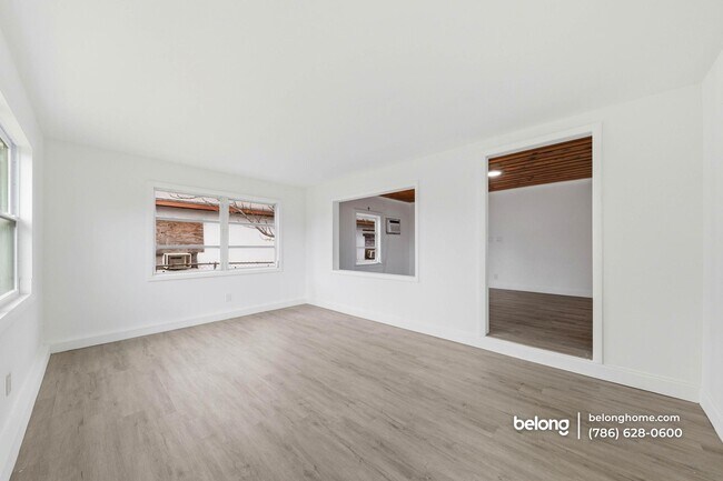 Foto del edificio - 170 W 23rd St