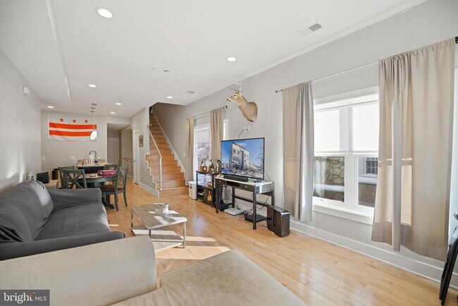 Foto del edificio - 3205 7th St NE