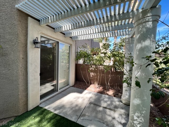 Building Photo - 9420 San Laguna Ct