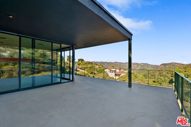 Foto del edificio - 20485 Medley Ln