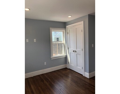 Primary Photo - 165 W Squantum St