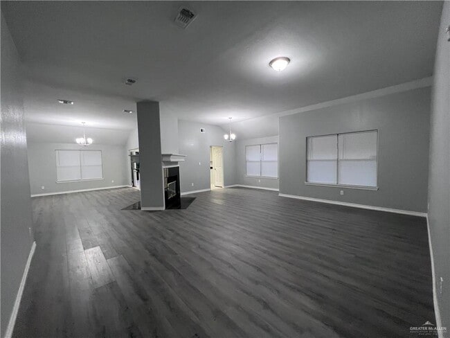 Building Photo - 3308 San Benito St