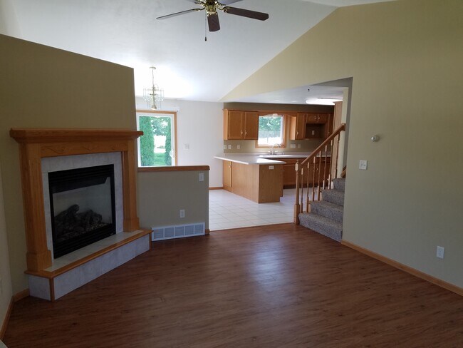 Foto del edificio - 3290 Windland Dr