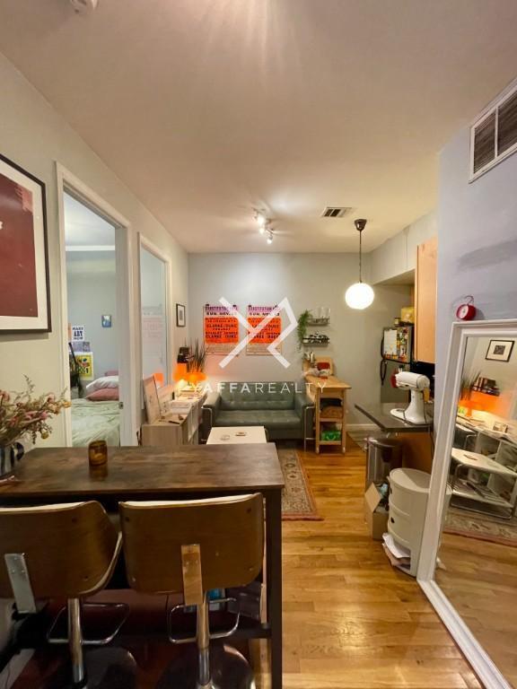 Foto del edificio - 2 bedroom in BROOKLYN NY 11206