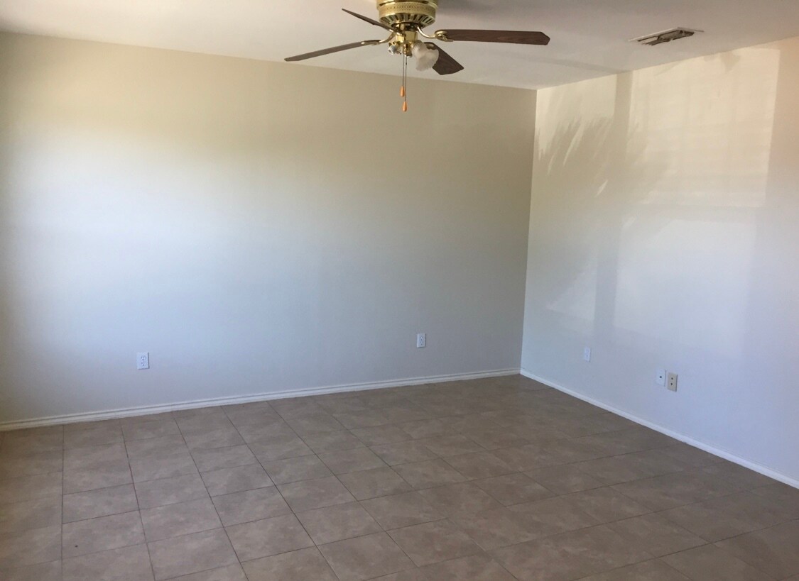 141 Las Palmas St Unit 2, San Benito, TX 78586 Apartments in San