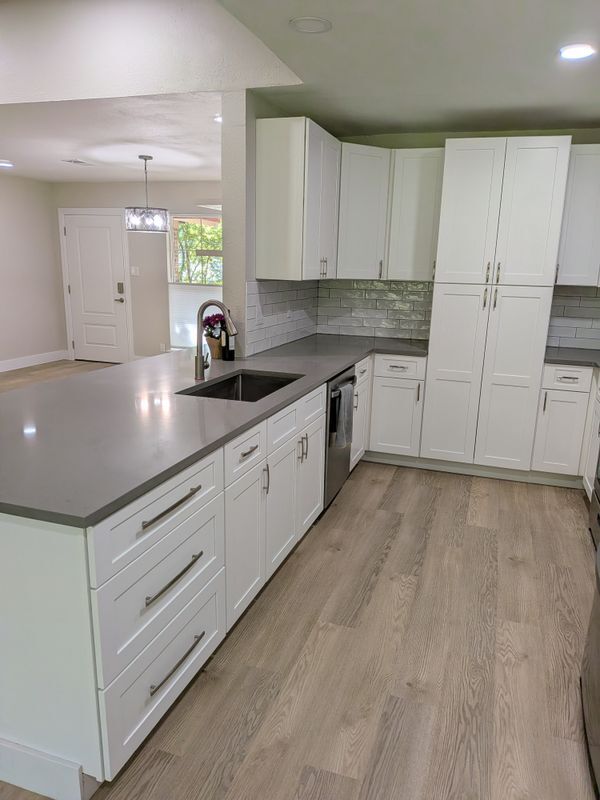 Foto del edificio - 9705 Marlborough Dr