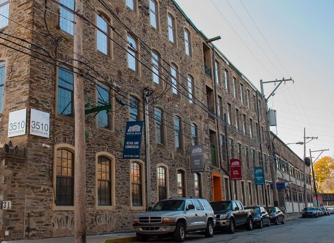 Building Photo - Scotts Mills