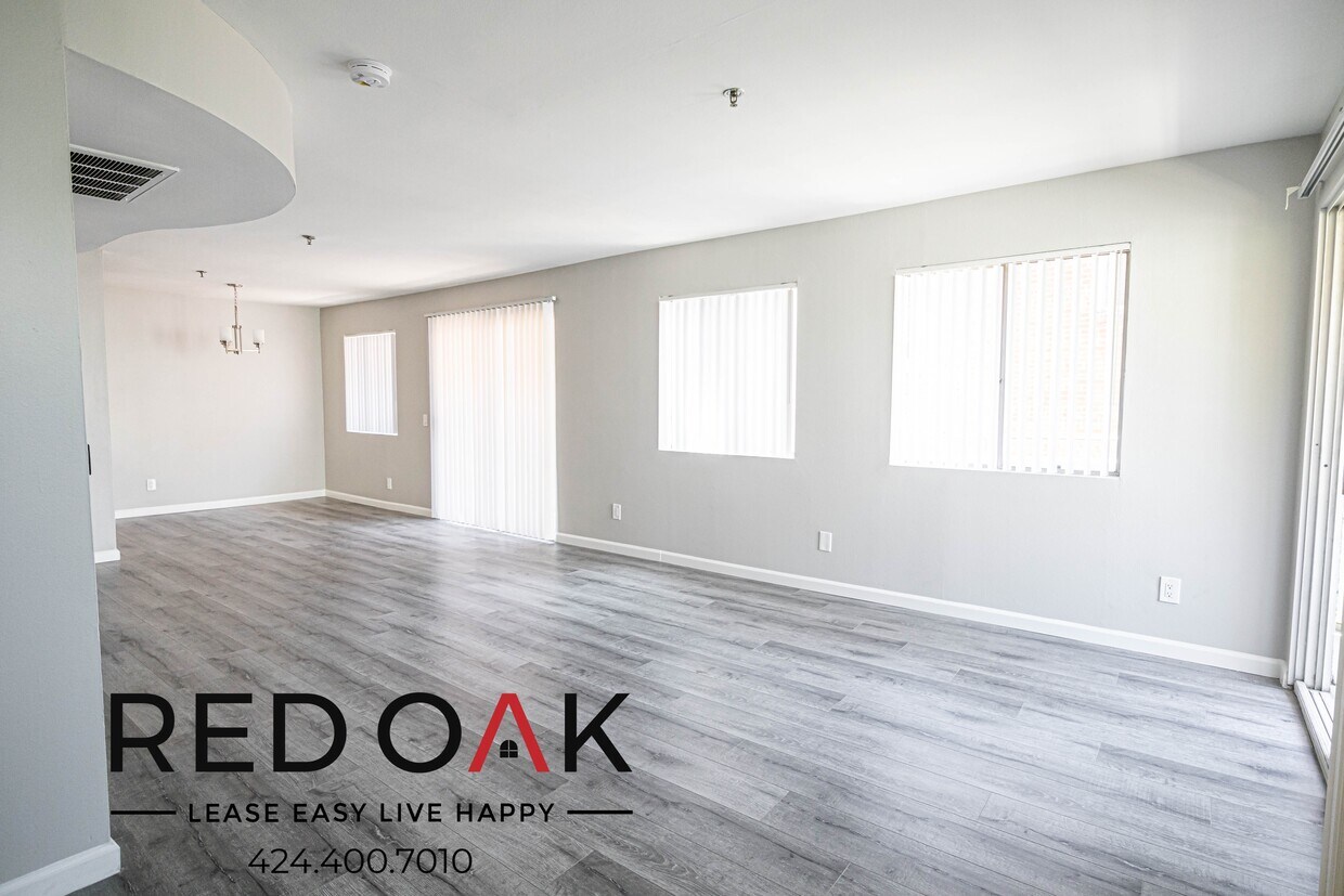 Foto principal - 6700 Franklin Pl