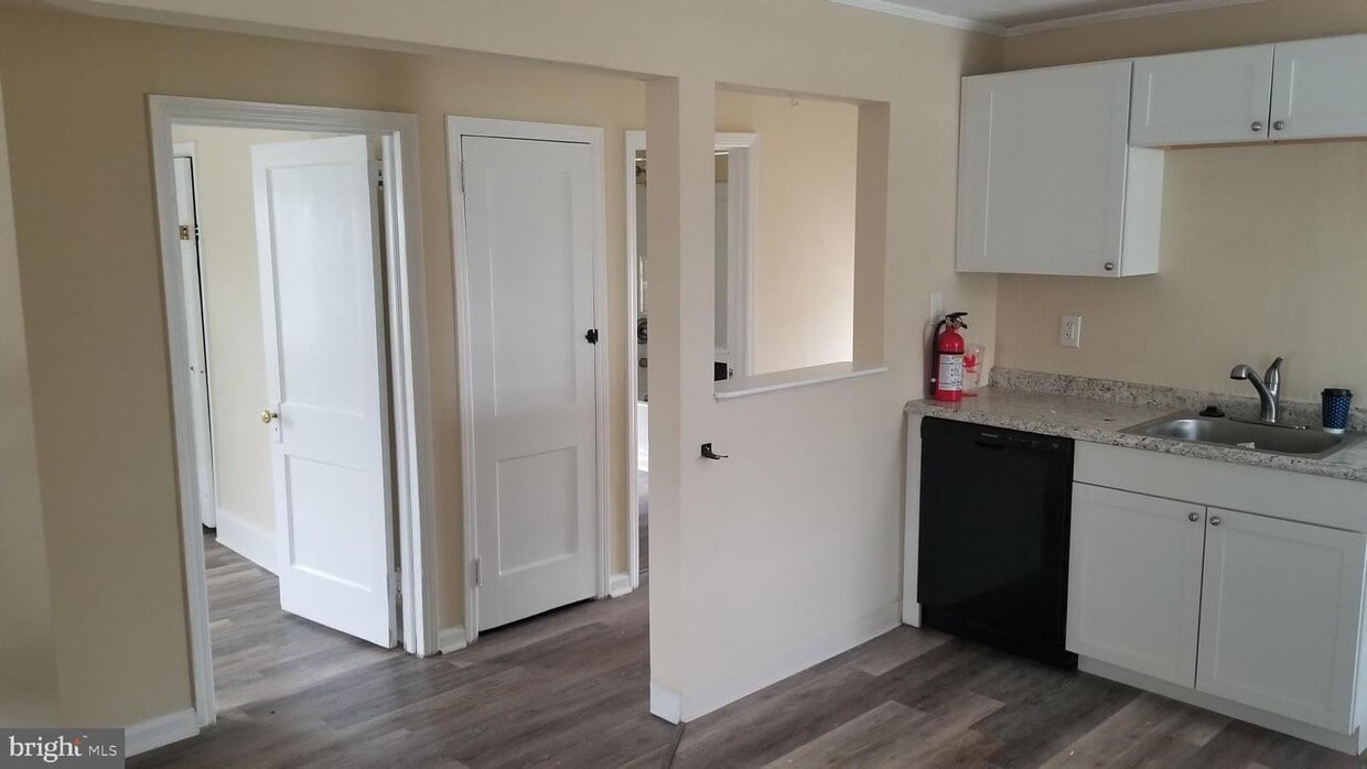 125 Crescent Ave, Woodbury, NJ 08096 House Rental in Woodbury, NJ